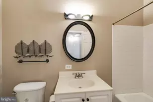 141 N 2nd St, Philadelphia, PA 19106 - Photo 13