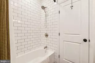 1231 E Moyamensing Ave, Philadelphia, PA 19147 - Photo 11