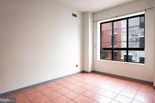 763 S 8th St, Philadelphia, PA 19147 - Photo 3