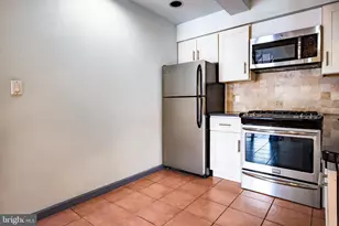 763 S 8th St, Philadelphia, PA 19147 - Photo 13