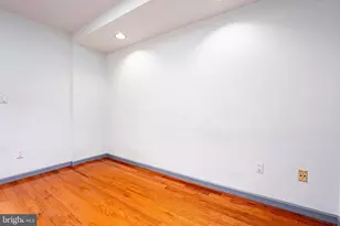 763 S 8th St, Philadelphia, PA 19147 - Photo 27