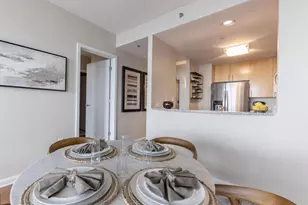 204 W Washington Square, Philadelphia, PA 19106 - Photo 13