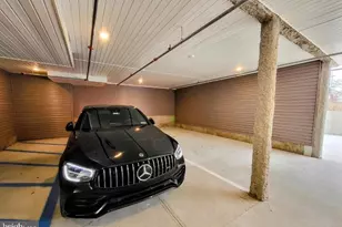 22 E Rittenhouse St, Philadelphia, PA 19144 - Photo 11