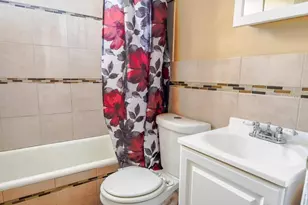 2056 Eastburn Ave, Philadelphia, PA 19138 - Photo 15