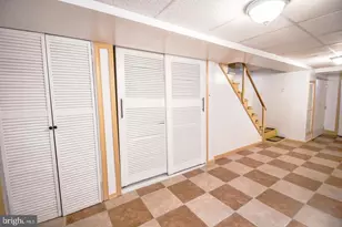 2056 Eastburn Ave, Philadelphia, PA 19138 - Photo 19