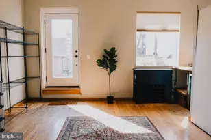 206 Brown St, Philadelphia, PA 19123 - Photo 5