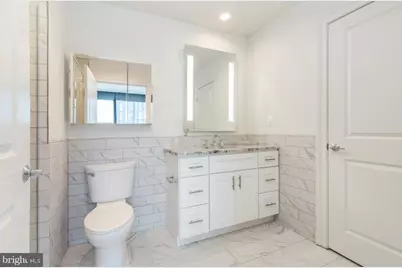 139 N 23rd Street #302, Philadelphia, PA 19103 - Photo 11