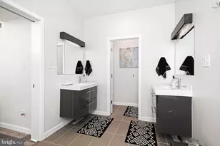 842 N Leithgow St, Philadelphia, PA 19123 - Photo 13