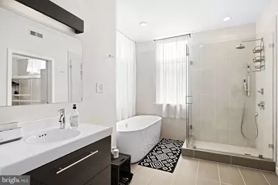 842 N Leithgow Street, Philadelphia, PA 19123 - Photo 13