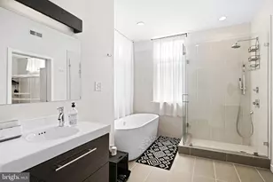 842 N Leithgow St, Philadelphia, PA 19123 - Photo 13