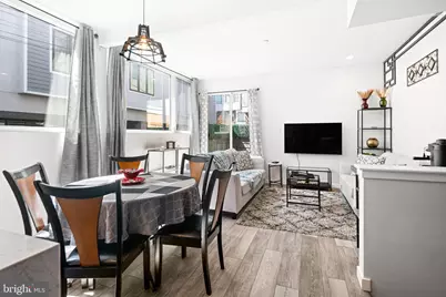 842 N Leithgow Street, Philadelphia, PA 19123 - Photo 3