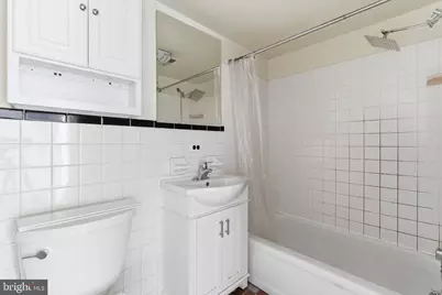 1640 Lombard Street, Philadelphia, PA 19146 - Photo 25