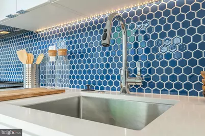 1131 N Front Street #203, Philadelphia, PA 19123 - Photo 17