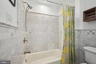 349 S 47th St, Philadelphia, PA 19143 - Photo 25