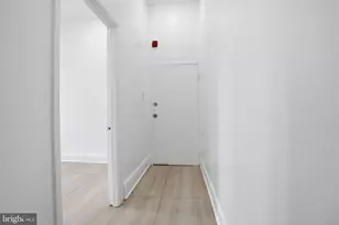 3462 N Front St, Philadelphia, PA 19140 - Photo 13