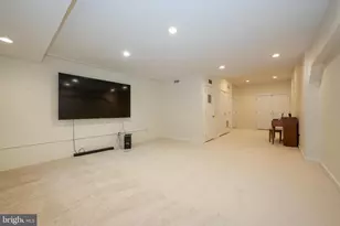 2949 Pennsylvania Ave, Philadelphia, PA 19130 - Photo 15