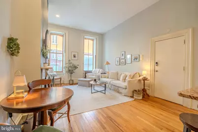 2302 Spruce Street #1, Philadelphia, PA 19103 - Photo 5