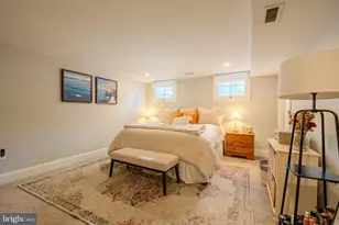 2302 Spruce St, Philadelphia, PA 19103 - Photo 15