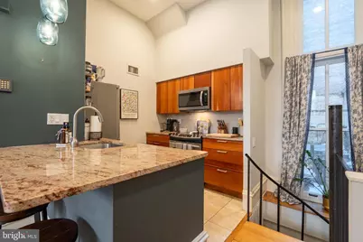 2302 Spruce Street #1, Philadelphia, PA 19103 - Photo 9