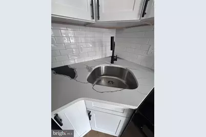 2209 N 10th Street, Philadelphia, PA 19133 - Photo 15