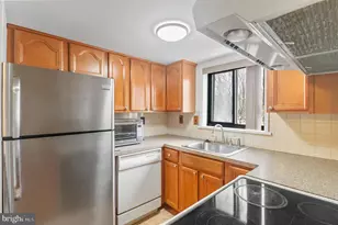 8030 Ditman St, Philadelphia, PA 19136 - Photo 9