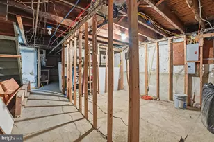 311 W Raymond St, Philadelphia, PA 19140 - Photo 17