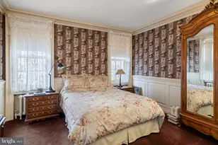 1017 Clinton St, Philadelphia, PA 19107 - Photo 23