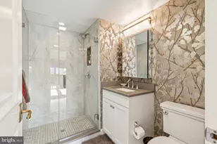 2401 Pennsylvania Ave, Philadelphia, PA 19130 - Photo 21