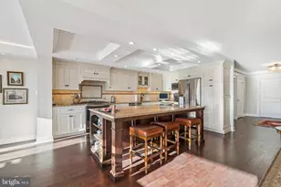 2401 Pennsylvania Ave, Philadelphia, PA 19130 - Photo 9