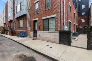 1012 S Randolph St, Philadelphia, PA 19147 - Photo 3