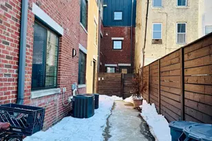 1012 S Randolph St, Philadelphia, PA 19147 - Photo 5