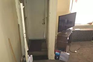 1757 Saint Pauls St, Philadelphia, PA 19140 - Photo 5