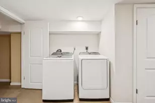 6639 N Fairhill St, Philadelphia, PA 19126 - Photo 21