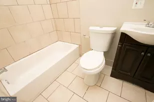 1639 S 22nd St, Philadelphia, PA 19145 - Photo 7