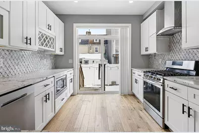 1135 E Berks Street, Philadelphia, PA 19125 - Photo 5