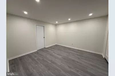 205 N 9th Street #3, Philadelphia, PA 19107 - Photo 3