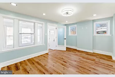 6059 Lawndale Avenue, Philadelphia, PA 19111 - Photo 9