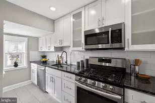 3436 Barclay St, Philadelphia, PA 19129 - Photo 9