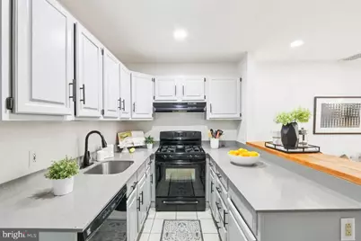 2037 North Street, Philadelphia, PA 19130 - Photo 9