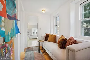 112 W Gravers Ln, Philadelphia, PA 19118 - Photo 25