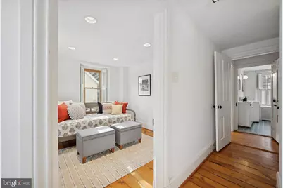 112 W Gravers Lane, Philadelphia, PA 19118 - Photo 15