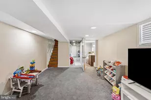 4262 Edgemont St, Philadelphia, PA 19137 - Photo 31