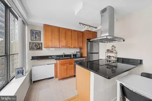 224 W Rittenhouse Square, Philadelphia, PA 19103 - Photo 25