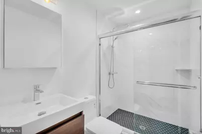 602 N 5th Street #5, Philadelphia, PA 19123 - Photo 17