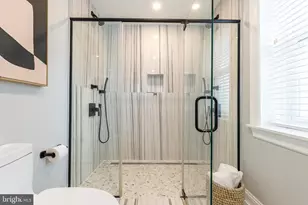 908 Spruce St, Philadelphia, PA 19107 - Photo 25