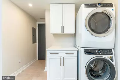 908 Spruce Street #10, Philadelphia, PA 19107 - Photo 15