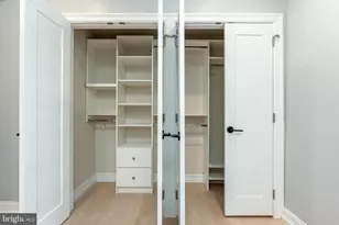 908 Spruce St, Philadelphia, PA 19107 - Photo 27