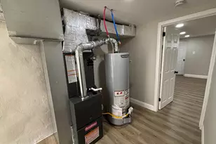 8266 Temple Rd, Philadelphia, PA 19150 - Photo 27