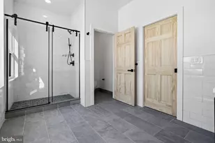 458 W Earlham Ter, Philadelphia, PA 19144 - Photo 31