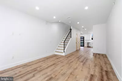 458 W Earlham Terrace, Philadelphia, PA 19144 - Photo 9